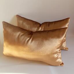 Set Of 2 Velvet Lumbar Pillow Covers Solid Gold Decorative Pillows - 12x20'' - thumbnail 3