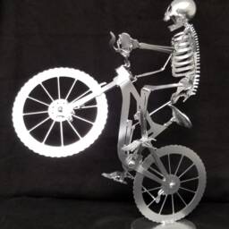 Mountain Biker - thumbnail 3