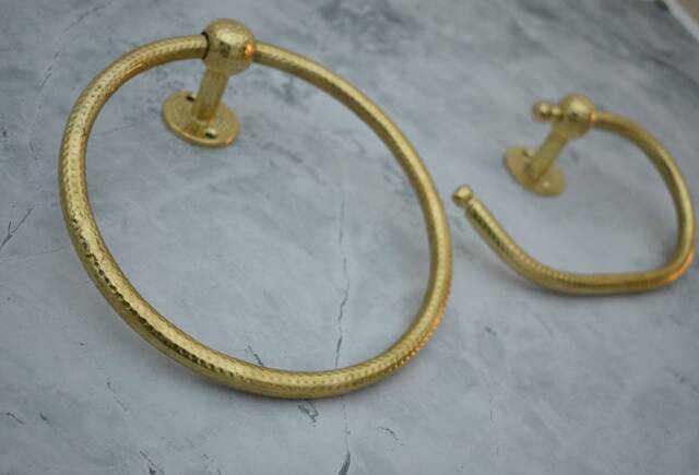 Hammered Brass Toilet Paper Holder, Towel Holder, Roll Holder For Bathroom, Toilet Hanging Ring - image 1