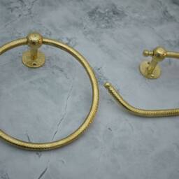 Hammered Brass Toilet Paper Holder, Towel Holder, Roll Holder For Bathroom, Toilet Hanging Ring - thumbnail 4