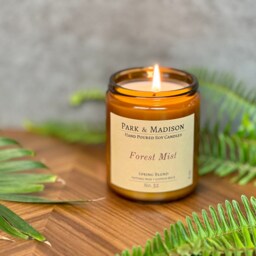 Forest Mist Soy Candle Woodland Moss & Fresh Florals - thumbnail 4