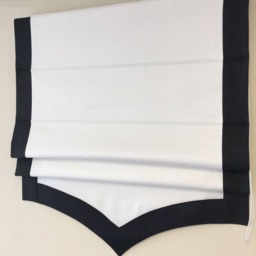 Custom Flat Roman Shade, White Linen With Black Border, Scalloped Bottom - thumbnail 3