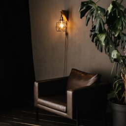 Handcrafted Oak Wall Sconce Lamp - Edison Style, Rustic Ambient Light, Bedside Lighting - thumbnail 2