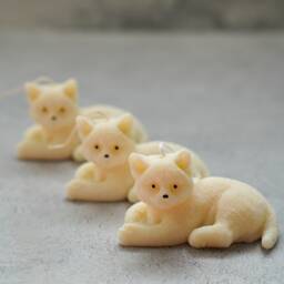 Sitting Cat Candle - Decorative Soy Wax, Pet Lover Gift - thumbnail 2