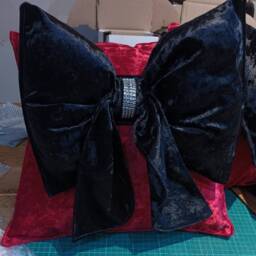 Crushed Velvet Cushion With Bow, Diamante Center, 45cm - thumbnail 3