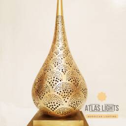 Moroccan Brass Table Lamp Hand-Sculpted Antique Style - thumbnail 2