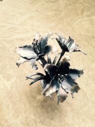 Handforged Iron Day Lily Sculpture, Blacksmith Flower - thumbnail 1
