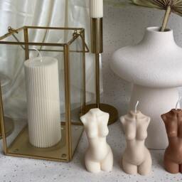Pregnant Body Soy Wax Candle Vegan Goddess Torso - thumbnail 3