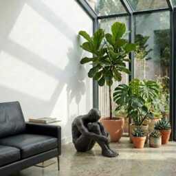 Antique Bronze Effect Sitting Man - thumbnail 2