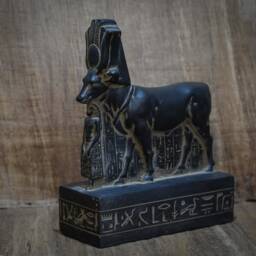 Statue Of Hathor Protecting Psammetik Sculpture Black Heavy Stone Made in Egypt - thumbnail 2