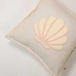 Galia - Seashell Embroidered Pillow Cover 45x45 cm Washed Linen Coastal Cushion - thumbnail 3