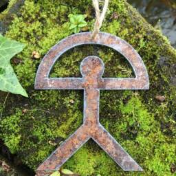 Indalo Man Rusty Protection Symbol Rustic Christmas Tree Decoration Good Luck Charm Gift Rainbow Present Wall Art Plaque 10cm - thumbnail 2