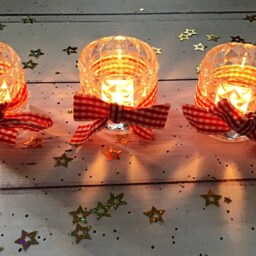 Set Of 3 Christmas Seasonal Glass Tea Light Candle Holders - thumbnail 3