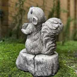 Concrete Charming Squirrel Sculpture Stone Woodland With Pinecone Figurine Outdoor Bumpy Decoration Nature Lover Gift Yard Art - thumbnail 3