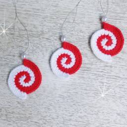 Set Of 3 Crochet White Red Christmas Spiral Ornaments, Home Decor - thumbnail 3