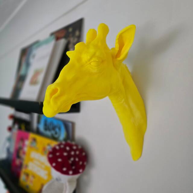 Giraffe Head Wall Mount - Animal Art Decor 3D Printed - image 1