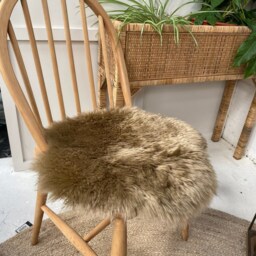 Antique Colour Sheepskin Seat Pad , Genuine Light Brown Sheepskin, Soft Neutral Taupe Fluffy Pad, Amazing Gift - thumbnail 2