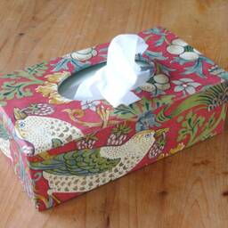 Handmade William Morris Tissue Box Strawberry Thief Red, Home D??cor - thumbnail 4