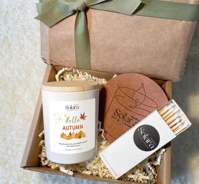 Hello Autumn Scented Candle Pumpkin Decor Cosy Fall Gift For Friends Mum Grandma Birthday Gift, Vibes Leaves - image 1
