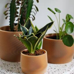 Set Of 3 Mayla Plant Pots Ribbed Bioplastic Indoor Planters - thumbnail 3