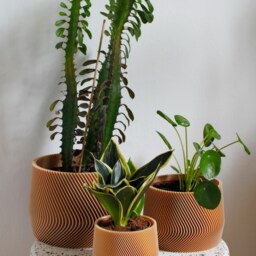 Set Of 3 Mayla Plant Pots Ribbed Bioplastic Indoor Planters - thumbnail 2