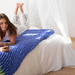 Handmade Chunky Knit Merino Wool Blanket, Giant Afghan, Bulky Throw - thumbnail 2
