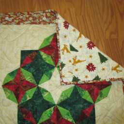 Christmas Star Quilted Wall Hanging 30 - thumbnail 4