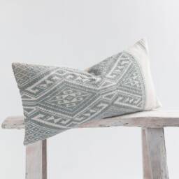 Handspun Kilim Pillow Cushion 12x24, Ethnic Woven Throw - thumbnail 3
