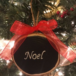 Set Of Handpainted Wood Slice Christmas Ornaments/Gift Tags - thumbnail 3