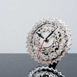 Bike Sprockets Desk Clock Recycled Metal Cyclist Gift - thumbnail 2