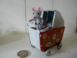 Felted Baby Mouse With Dolly & Antique Tin Litho Pram - thumbnail 1