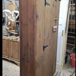 Rustic Linen Cupboard Kitchen Pantry, Larder, Hallway Storage Cabinet - thumbnail 3