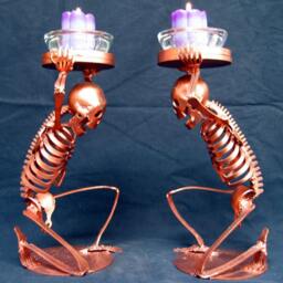 Kneeling Torch Bearers - Set Of 2 Candle Holders - thumbnail 2