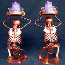 Kneeling Torch Bearers - Set Of 2 Candle Holders - thumbnail 3