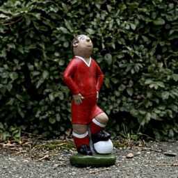 stone Sports Sculpture Concrete Athlete Figurine Cement Football Player Ornament Garden & Home Decoration Lover Gift Football Fan Decor