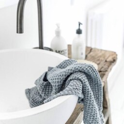 Light Gray Waffle Towel Set - Soft Linen Bath Towels For Body, Face, Hand Absorbent Stonewashed Quick Dry Spa Gift - thumbnail 3