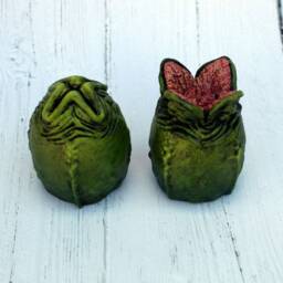 Alien Ovomorph Egg Model 1979 Film Prop Replica - thumbnail 2