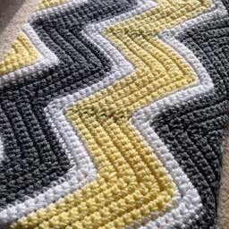 1 in Stock - Chevron Crochet Baby Blanket - thumbnail 3