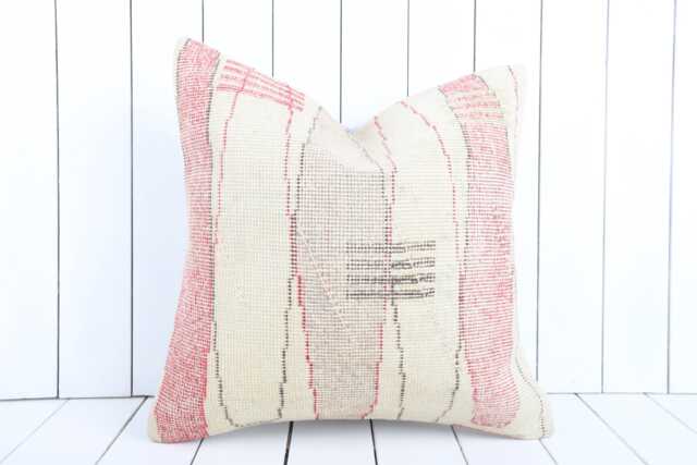 Turkish Kilim Pillow Cover - 20x20 Inch Vintage Anatolian Home Decor - image 1