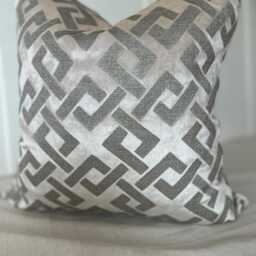 Silk Velvet Geometric Cushion Cover Champagne Cream & Silver Dedar Milano - thumbnail 3
