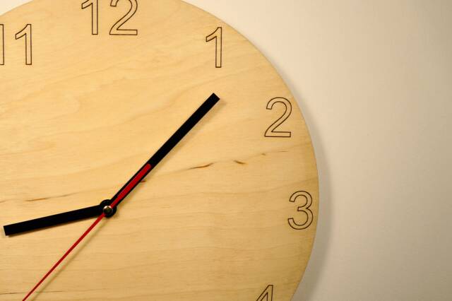 Wooden Clock/Silent Non Ticking Wall Clocks/Simple Minimalist Clock Decorative For Kitchen, Home, Bedroom, Living Room, Office - image 1