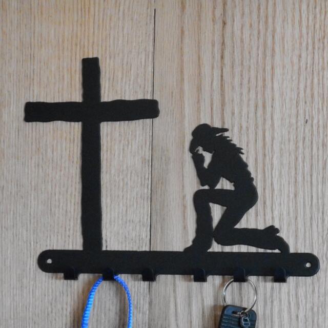 Cowgirl Praying To Cross 6 Hook Leash Key Holder - image 1