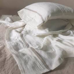 Linen Sheet Set in White With Contrasting Flax Linen Trim - Softened Top Sheet, Fitted 2 Pillowcases Luxury Bedding - thumbnail 3