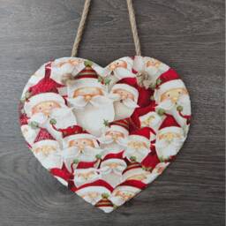 Santa Heart Slate Christmas Plaque Handmade Holiday Wall Hanging - thumbnail 2