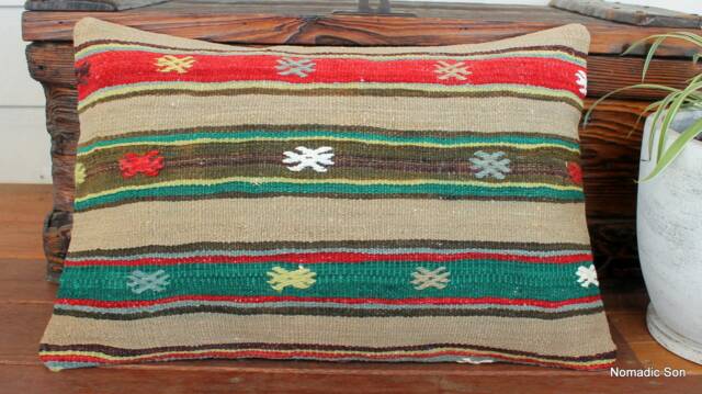 4060cm - 1624In Rectangle Vintage Handwoven Kilim Cushion Cover Striped Shades Of Green & Red - image 1