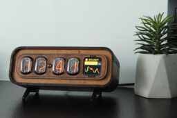 Nixie Tube Clock In-12 Bitcoin Tracker, Photo Frame, Oak Wood - thumbnail 1