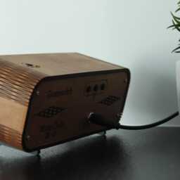 Nixie Tube Clock In-12 Bitcoin Tracker, Photo Frame, Oak Wood - thumbnail 4