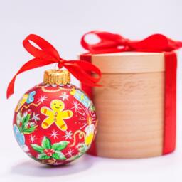 Gingerbread Ornament, Personalized Hand Painted Glass Christmas Bauble, Xmas Tree Decoration, Custom Baby First Gift in Free Box - thumbnail 3