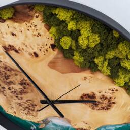 Scandinavian Moss Wall Clock Resin Wood Art, Handmade Wooden Clock - 20'' - thumbnail 3