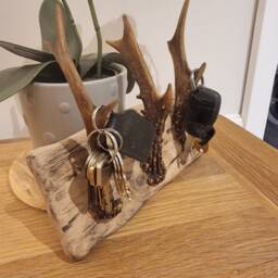 Solid Oak & Real Antler Key Holder/Dog Lead Hanger - thumbnail 2